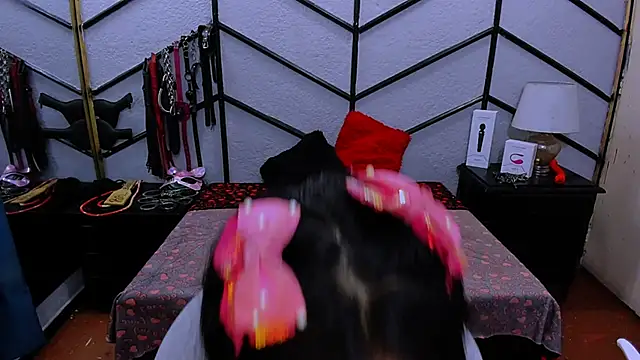 AlanaLuck online show from 02/15/25, 12:11