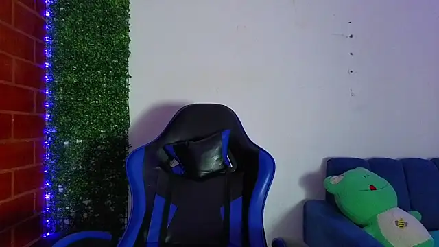 Demitryo online show from 04/19/26, 08:55