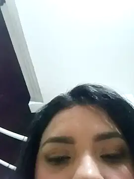 lolaa staars online show from 12/20/24, 11:47