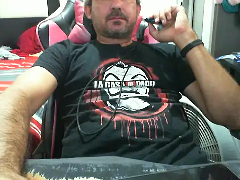 Snapshot of noel329 chatting on 05/30/26, 08:39 noel329 online show from 05/30/26, 08:39