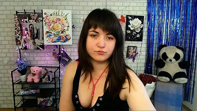 Snapshot of Darina_M_ chatting on 02/20/25, 08:39 Darina M online show from 02/20/25, 08:39