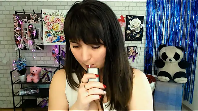 Snapshot of Darina_M_ chatting on 02/21/25, 11:55 Darina M online show from 02/21/25, 11:55