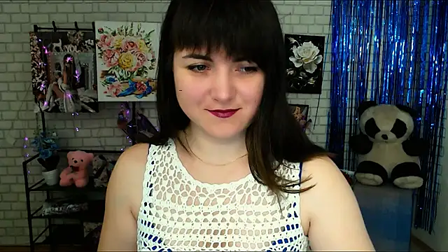 Snapshot of Darina_M_ chatting on 02/22/25, 05:44 Darina M online show from 02/22/25, 05:44