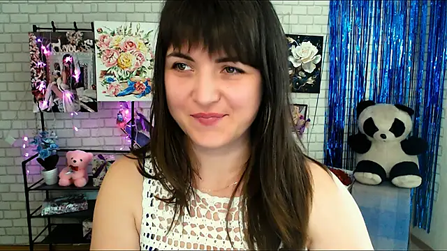 Snapshot of Darina_M_ chatting on 02/23/25, 05:45 Darina M online show from 02/23/25, 05:45