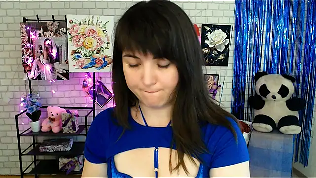 Snapshot of Darina_M_ chatting on 02/26/25, 11:52 Darina M online show from 02/26/25, 11:52