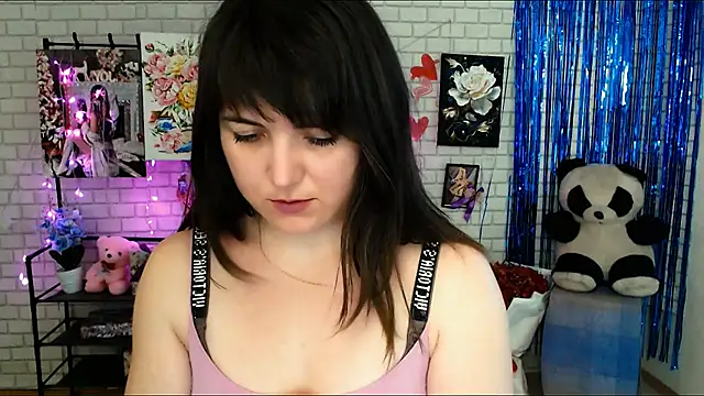 Snapshot of Darina_M_ chatting on 02/27/25, 09:32 Darina M online show from 02/27/25, 09:32