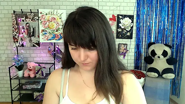 Snapshot of Darina_M_ chatting on 03/04/25, 11:40 Darina M online show from 03/04/25, 11:40