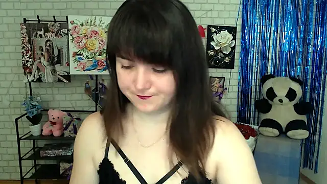 Snapshot of Darina_M_ chatting on 03/06/25, 05:24 Darina M online show from 03/06/25, 05:24