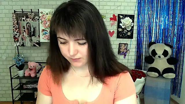 Snapshot of Darina_M_ chatting on 03/11/25, 05:27 Darina M online show from 03/11/25, 05:27