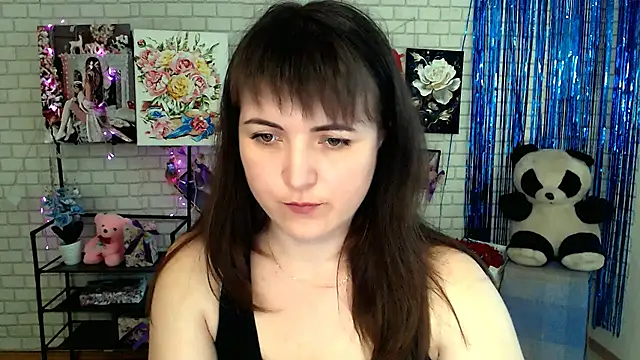 Snapshot of Darina_M_ chatting on 03/12/25, 08:19 Darina M online show from 03/12/25, 08:19