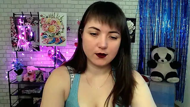 Snapshot of Darina_M_ chatting on 03/19/25, 05:41 Darina M online show from 03/19/25, 05:41