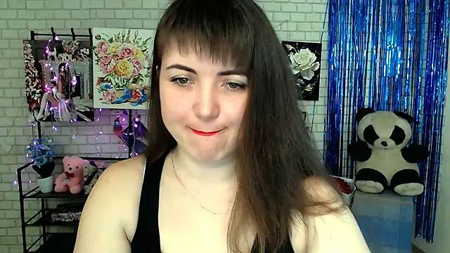 Snapshot of Darina_M_ chatting on 03/21/25, 05:32 Darina M online show from 03/21/25, 05:32