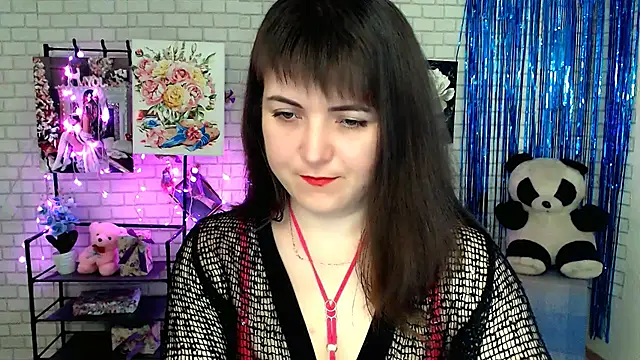 Snapshot of Darina_M_ chatting on 03/22/25, 05:17 Darina M online show from 03/22/25, 05:17