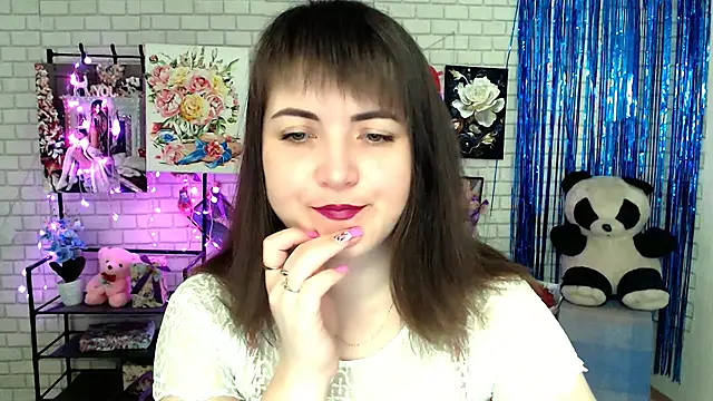 Snapshot of Darina_M_ chatting on 03/23/25, 05:10 Darina M online show from 03/23/25, 05:10