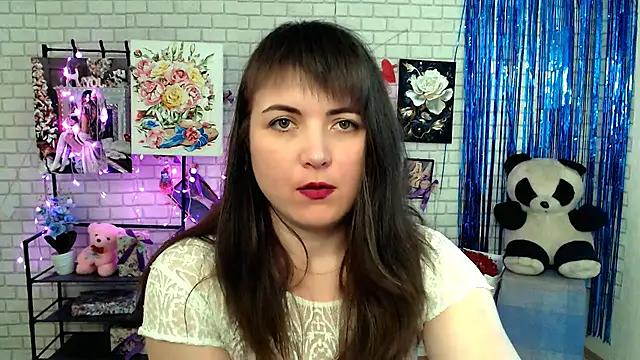 Snapshot of Darina_M_ chatting on 03/23/25, 08:15 Darina M online show from 03/23/25, 08:15