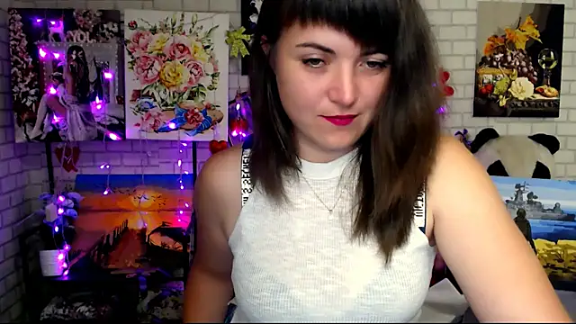 Snapshot of Darina_M_ chatting on 09/28/25, 04:51 Darina M online show from 09/28/25, 04:51