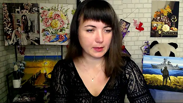 Snapshot of Darina_M_ chatting on 10/01/25, 04:29 Darina M online show from 10/01/25, 04:29