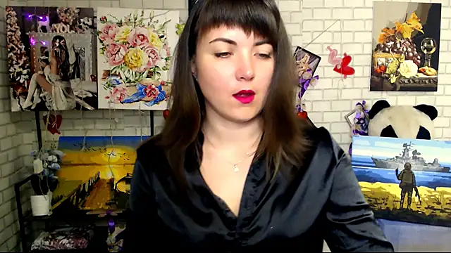 Snapshot of Darina_M_ chatting on 10/02/25, 04:41 Darina M online show from 10/02/25, 04:41