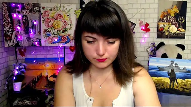 Snapshot of Darina_M_ chatting on 10/10/25, 04:55 Darina M online show from 10/10/25, 04:55