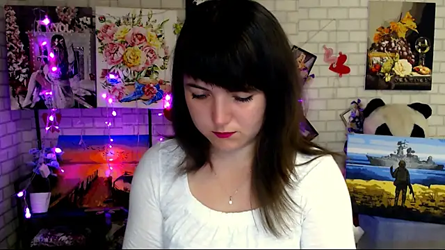 Snapshot of Darina_M_ chatting on 10/11/25, 04:55 Darina M online show from 10/11/25, 04:55