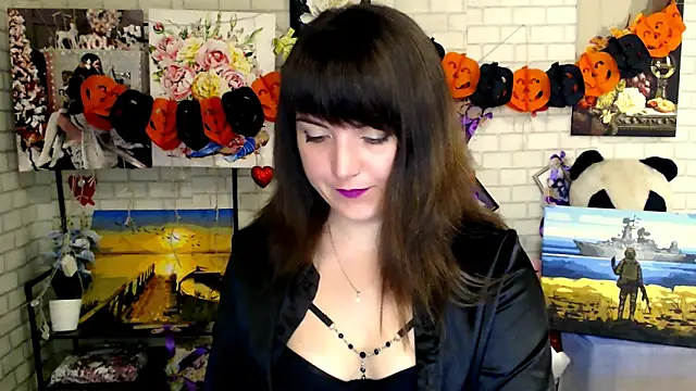 Snapshot of Darina_M_ chatting on 10/31/25, 04:46 Darina M online show from 10/31/25, 04:46