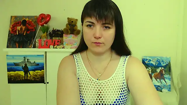 Darina M  online show from 02/22/26, 05:19