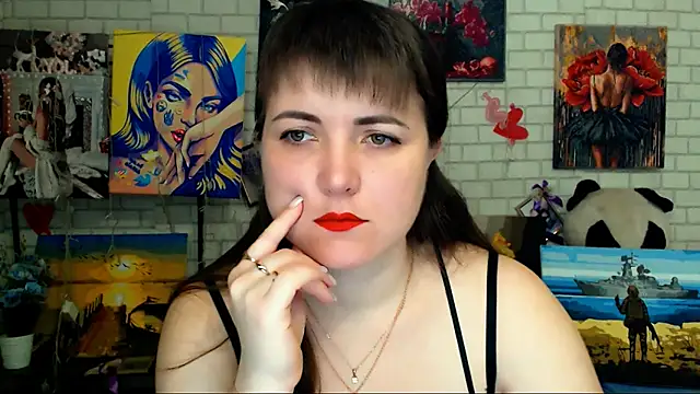 Darina M  online show from 03/19/26, 05:33