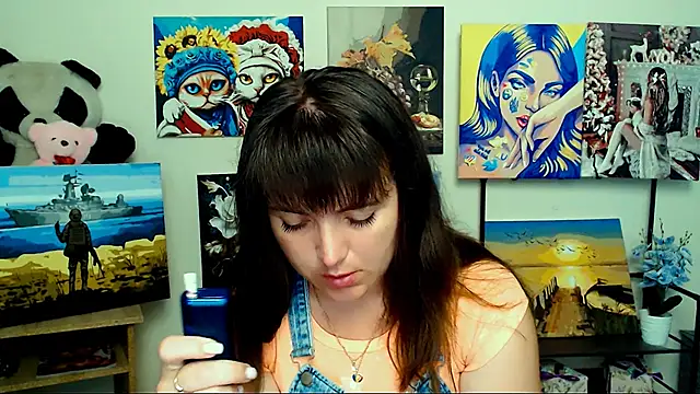 Snapshot of Darina_M_ chatting on 06/21/26, 04:37 Darina M online show from 06/21/26, 04:37