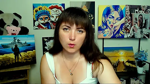 Snapshot of Darina_M_ chatting on 06/23/26, 04:21 Darina M online show from 06/23/26, 04:21