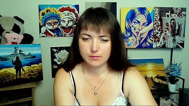 Snapshot of Darina_M_ chatting on 07/11/26, 04:48 Darina M online show from 07/11/26, 04:48