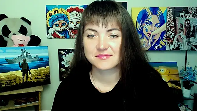 Snapshot of Darina_M_ chatting on 07/14/26, 04:39 Darina M online show from 07/14/26, 04:39