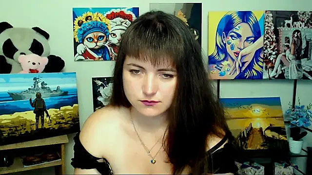 Snapshot of Darina_M_ chatting on 07/15/26, 04:40 Darina M online show from 07/15/26, 04:40