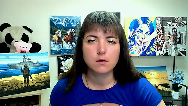 Snapshot of Darina_M_ chatting on 07/22/26, 04:37 Darina M online show from 07/22/26, 04:37
