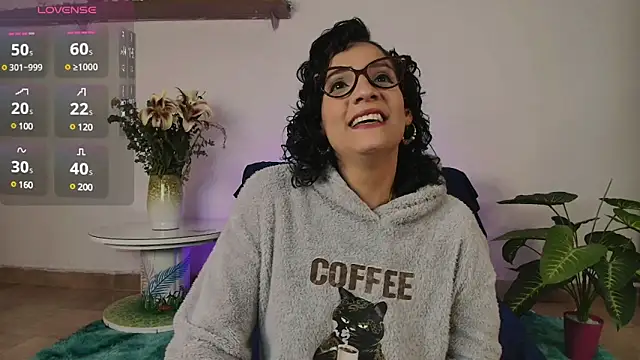 Elliee  online show from 01/26/25, 01:15