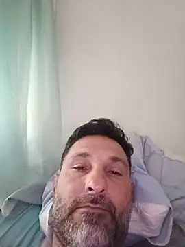 Snapshot of Elvismarino chatting on 05/30/26, 02:25 Elvismarino online show from 05/30/26, 02:25