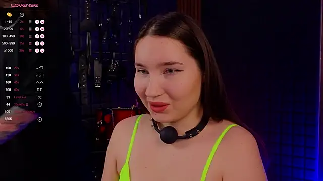 Snapshot of domDani_subMay chatting on 12/03/24, 01:43 domDani subMay online show from 12/03/24, 01:43