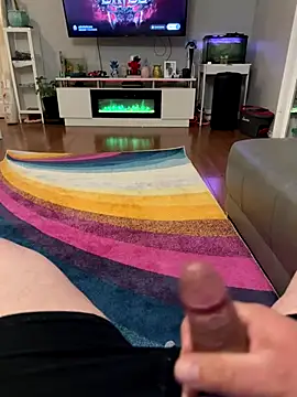 Lucrecio19 online show from 12/18/25, 09:37