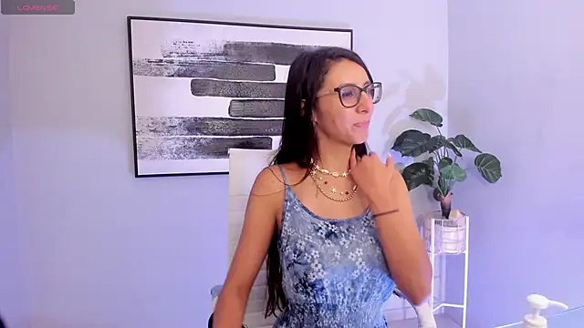 luna willians online show from 03/05/25, 06:34