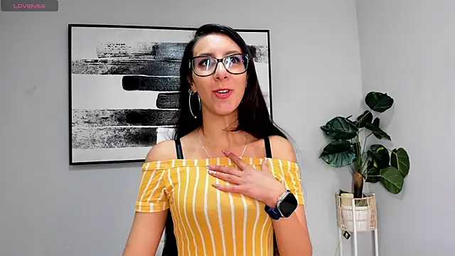 luna willians online show from 03/17/25, 12:25