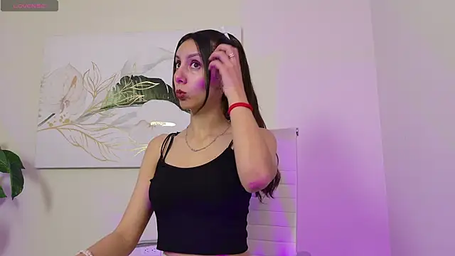 luna willians online show from 04/21/26, 05:17