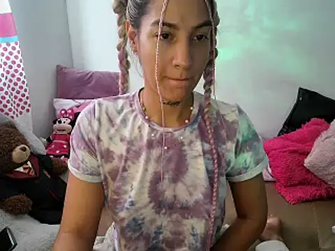 Snapshot of mandy_berrys chatting on 02/28/25, 11:58 mandy berrys online show from 02/28/25, 11:58