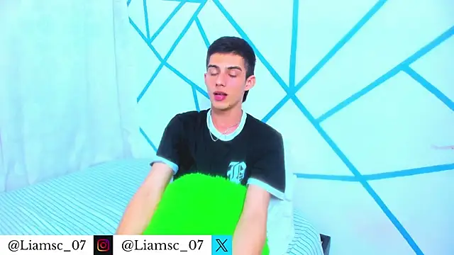 liam scott77 online show from 01/08/26, 04:26