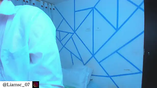 liam scott77 online show from 02/02/26, 12:53