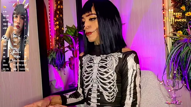 Snapshot of Micaela_Rangel chatting on 10/14/25, 02:12 Micaela Rangel online show from 10/14/25, 02:12