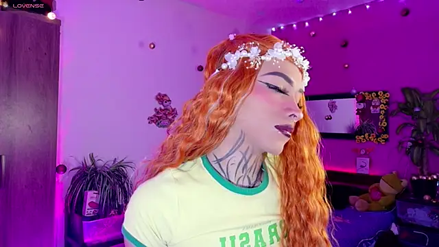 Micaela Rangel online show from 12/22/25, 02:30