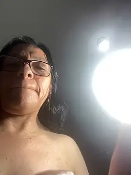 Snapshot of Freya_Artemisa chatting on 01/11/25, 03:31 Freya Artemisa online show from 01/11/25, 03:31