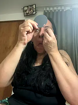 Freya Artemisa online show from 12/16/25, 09:31