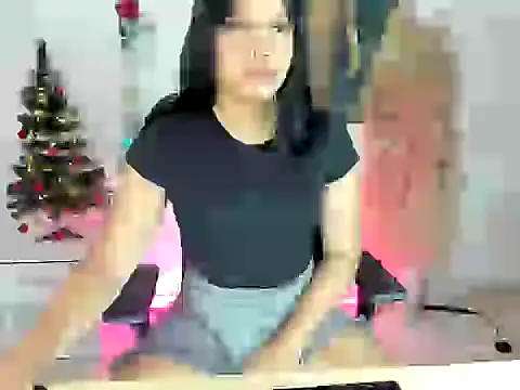 Snapshot of nairobbits chatting on 11/18/25, 03:49 nairobbits online show from 11/18/25, 03:49