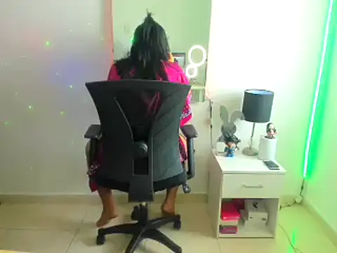 nairobbits online show from 04/21/26, 02:45