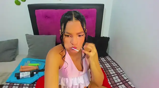 Snapshot of AlondraFoxx chatting on 01/23/25, 02:44 AlondraFoxx online show from 01/23/25, 02:44